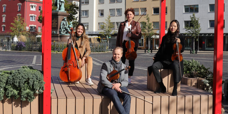 Musikalische „Dicke-Pötte“ Touren auf der MS „Geestemünde“