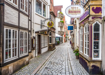 Vom Schnoor bis zur Überseestadt: Bremen zu Fuß entdecken – mit leichtem Gepäck unterwegs